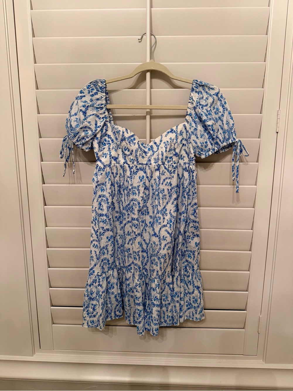 Blue and White Floral Mini Dress with Puff Sleeves